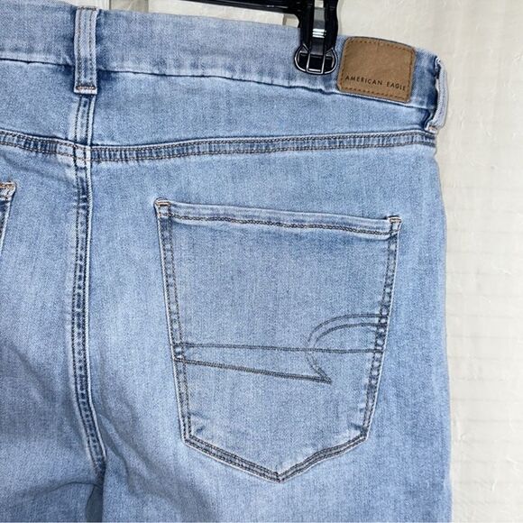 AE 18S Next Level Curvy High Waist Light Vintage Wash Stretch Jeggings - Picture 13 of 13